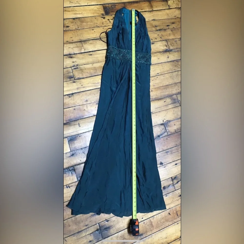 Tadashi Collection dress, size 6, 100% Silk Lining - Picture 9 of 10
